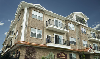 The Grand at Westfield Apartments