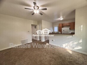 904 Luster Ln in Des Moines, IA - Building Photo - Building Photo