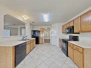 9715 Woodland Pines in San Antonio, TX - Building Photo - Building Photo