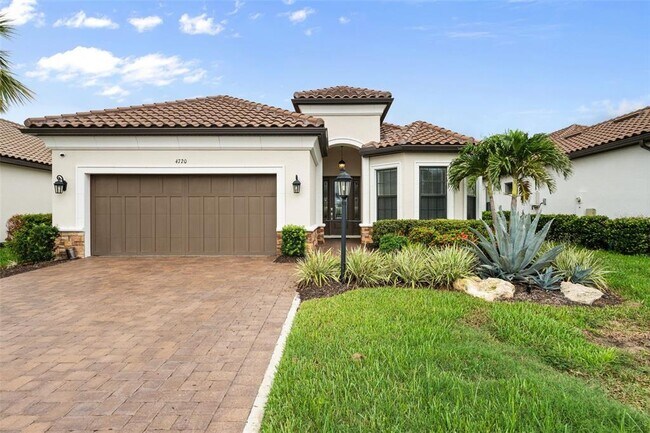 4720 Arpino Ct in Lakewood Ranch, FL - Building Photo - Building Photo