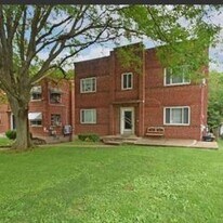 2926 Harrison Ave, Unit 3