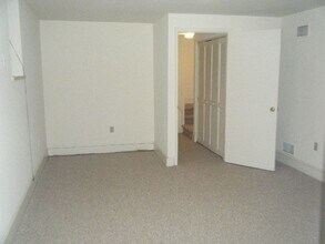 1906 Fairmount Ave in Philadelphia, PA - Building Photo - Building Photo