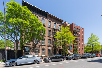 109 Kane St in Brooklyn, NY - Building Photo - Building Photo