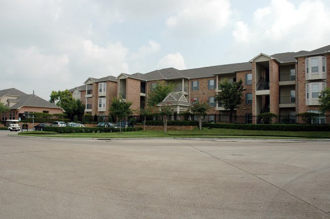 Braeswood Park Condominiums in Houston, TX - Building Photo - Building Photo