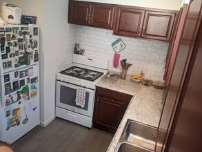 55 Donaldson Ave, Unit 2 in Rutherford, NJ - Building Photo - Building Photo