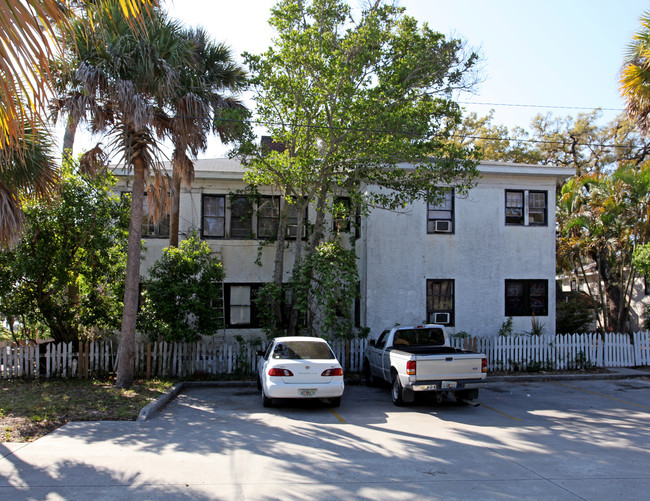 1801 Riverview Dr in Melbourne, FL - Building Photo - Building Photo