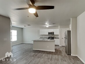 1026 W Carnoustie Ct in Casa Grande, AZ - Building Photo - Building Photo