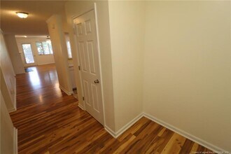 510 Springfork Dr in Cary, NC - Building Photo - Building Photo