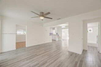 638 SW 5th Ave in Fort Lauderdale, FL - Building Photo - Building Photo
