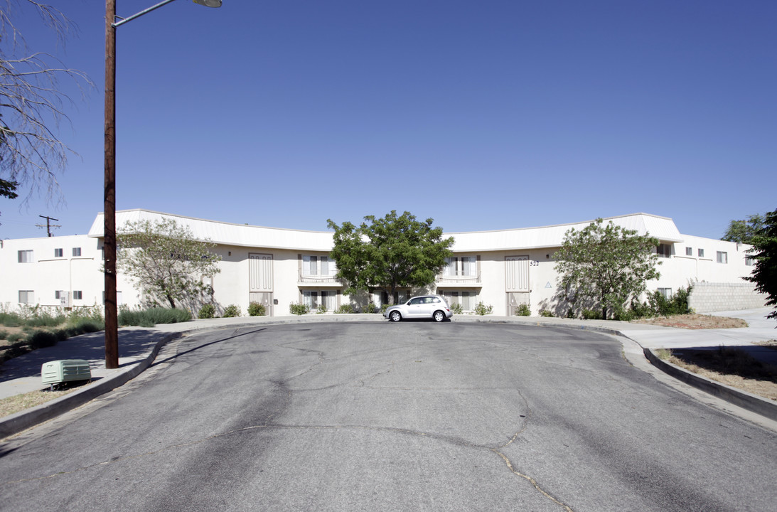 Expressions Senior Living in Palmdale, CA - Building Photo