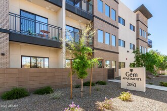 2063 E Lemon St in Tempe, AZ - Building Photo - Building Photo