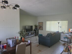717 NE 16th Ave in Fort Lauderdale, FL - Building Photo - Building Photo