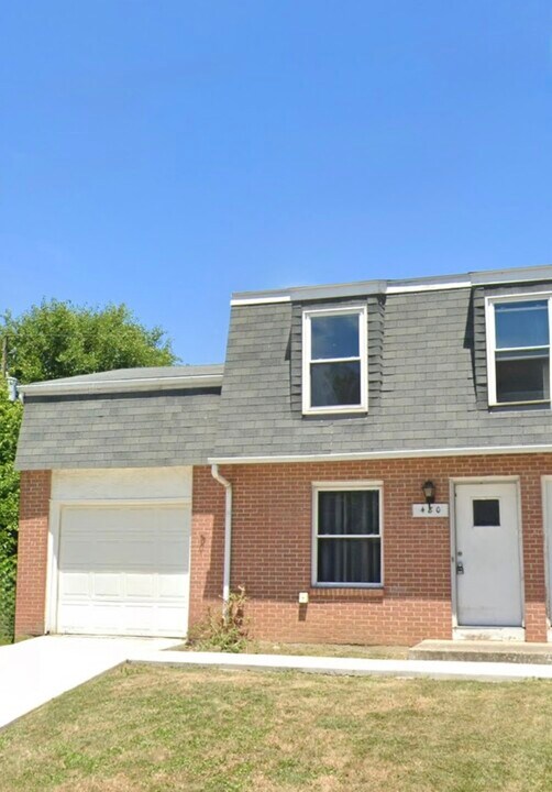 480 Melissa Ct in Gahanna, OH - Foto de edificio