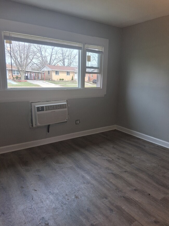 392 W Hickory St, Unit 2E