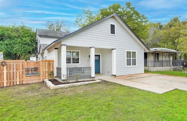 property at 2911 E 5th St.