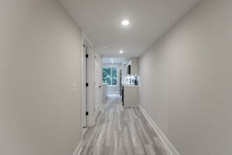 665 N 35th St in Philadelphia, PA - Building Photo - Building Photo