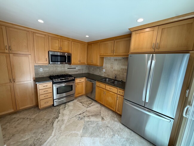 4955 Del Monte Ave, Unit 3 in San Diego, CA - Building Photo - Building Photo