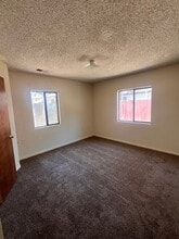 424-A W 4th St in Roswell, NM - Building Photo - Building Photo