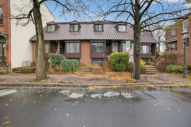 105 Jackson St in Trenton, NJ - Foto de edificio - Building Photo