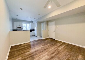 142 W Boston Post Rd in Mamaroneck, NY - Building Photo