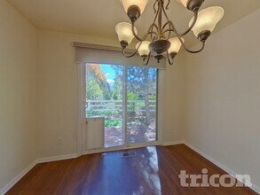 1129 S Duquesne Cir in Aurora, CO - Building Photo - Building Photo