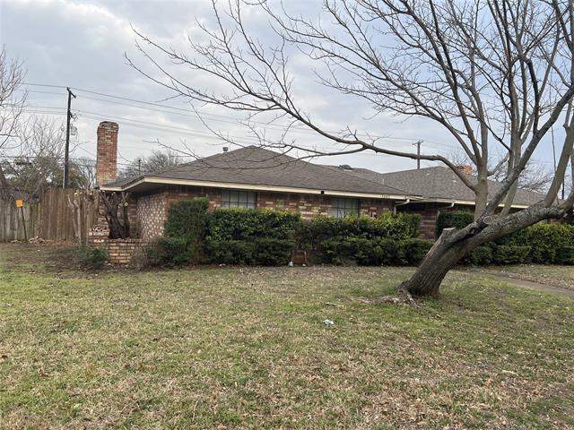 property at 1342 Briarbrook Dr
