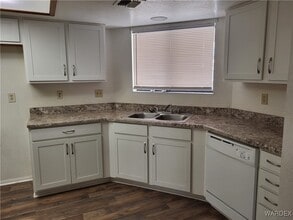 2864 Country Club Dr in Bullhead City, AZ - Building Photo - Building Photo