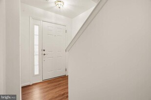 108 Moore Dr in Rockville, MD - Building Photo