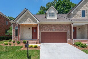 116 Nickolas Cir in Lebanon, TN - Building Photo