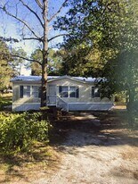 461 McLaws Rd in Guyton, GA - Building Photo