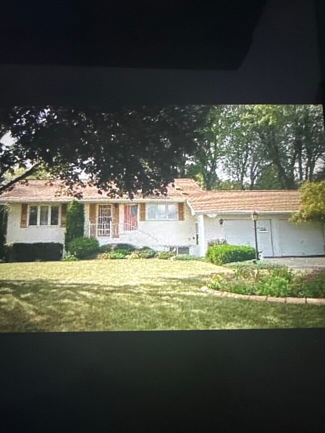 property at 1707 Fairview Ave N