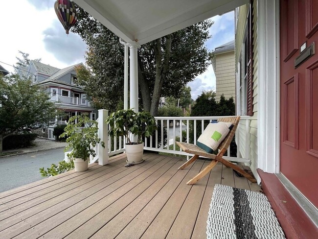 78 Stearns Rd in Brookline, MA - Building Photo - Building Photo