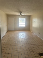 112 E Crest Dr in Waco, TX - Building Photo - Building Photo
