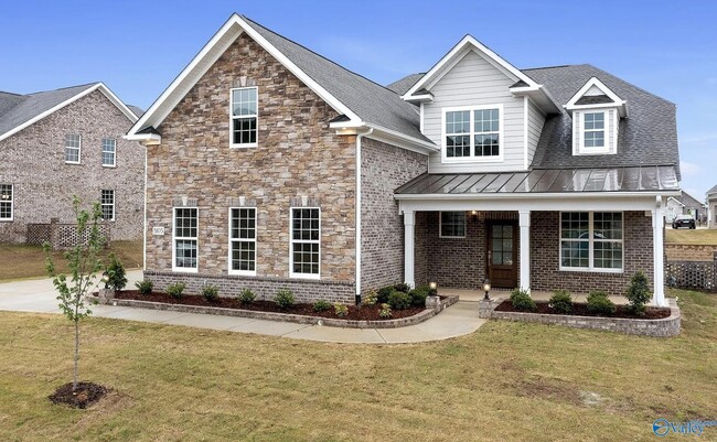 property at 8105 Goose Ridge Dr SE