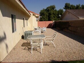 68215 Peladora Rd in Cathedral City, CA - Building Photo - Building Photo