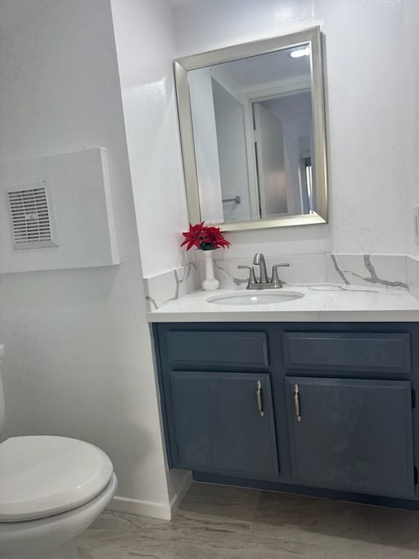 13825 Beaver St in Sylmar, CA - Foto de edificio - Building Photo