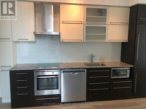 770-2770 Bay St. in Toronto, ON - Building Photo - Building Photo