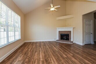 110 Cessna Dr in Canton, GA - Building Photo - Building Photo