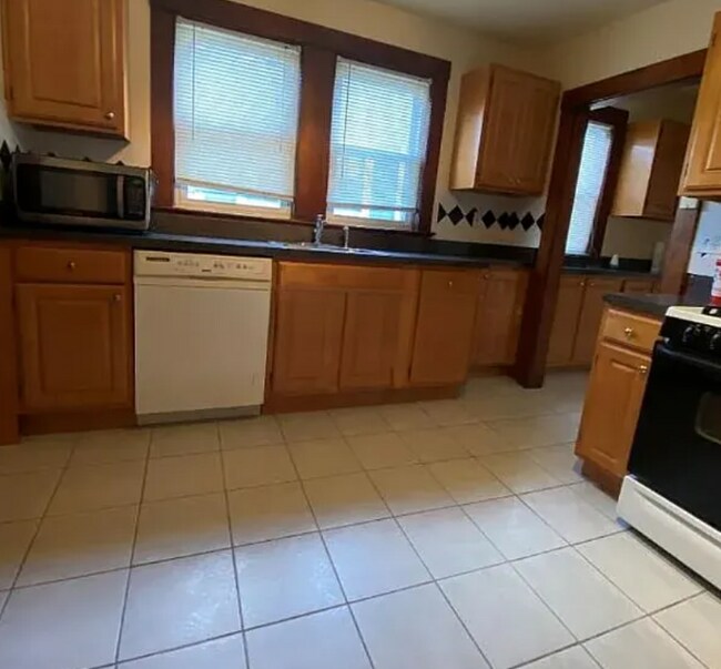 178 Calumet St in Boston, MA - Building Photo - Building Photo