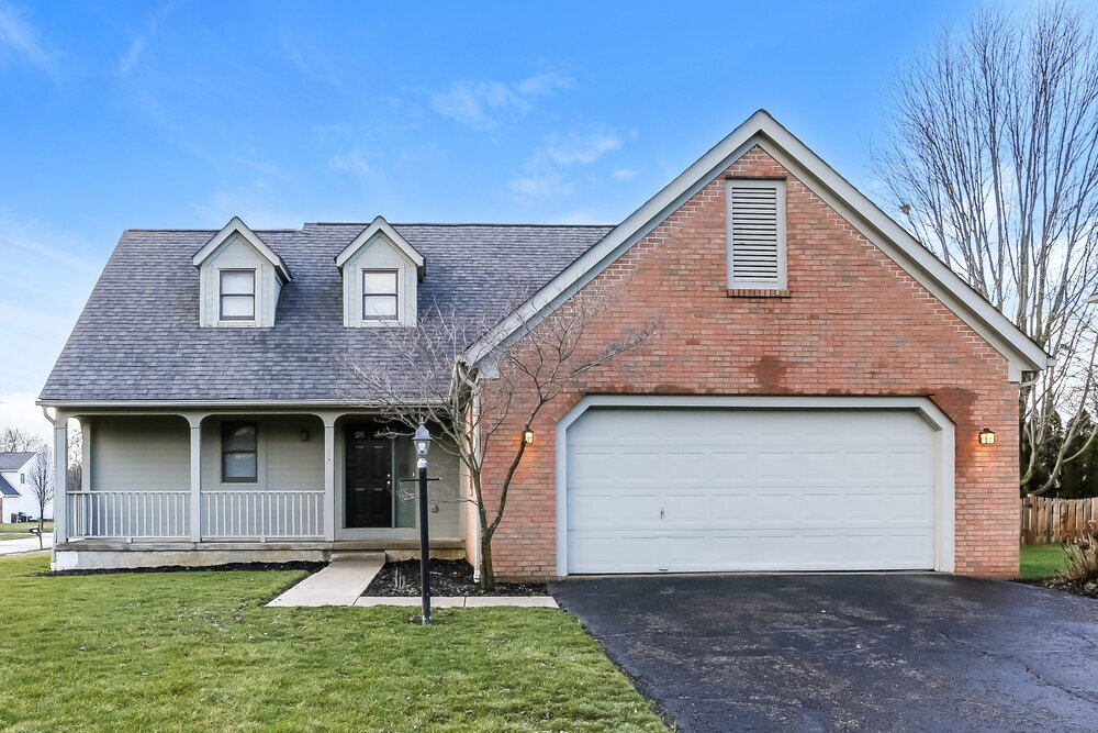 35 Gayle Dr in Pickerington, OH - Building Photo