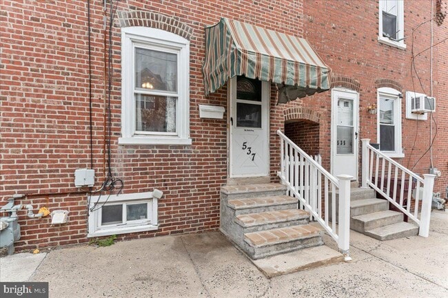 property at 537 Bush St