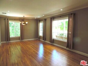 5039 Rubio Ave in Los Angeles, CA - Building Photo - Building Photo
