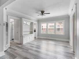 736 Olive Ave in Long Beach, CA - Building Photo