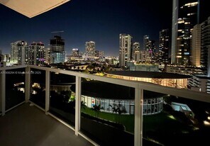 601 NE 23rd St in Miami, FL - Building Photo