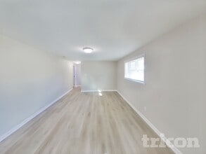 1006 De La Vista Pl in Colorado Springs, CO - Building Photo - Building Photo