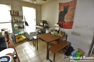 66 Murdock St, Unit 661 in Boston, MA - Building Photo - Building Photo