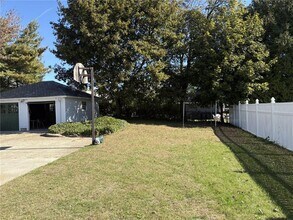 36-36 Underwood St. in Pawtucket, RI - Building Photo - Building Photo