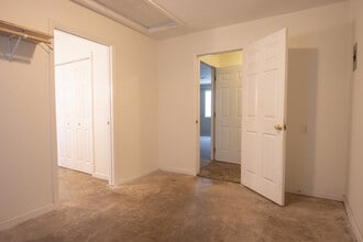 2339 Beverly St in Bridge City, TX - Building Photo - Building Photo