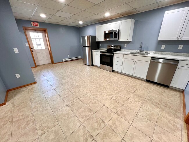 3571 Brodhead Rd in Monaca, PA - Building Photo - Building Photo