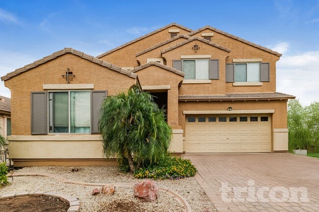 1353 E Judi Dr